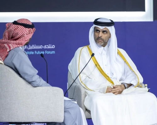سعادة رئيس الهيئة العامة لتنظيم القطاع العقاري – عقارات يستعرض تجربة قطر العقارية المزدهرة بمنتدى مستقبل العقار بالرياض