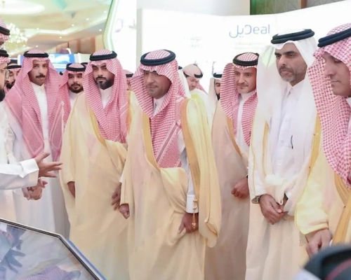مشاركة رئيس الهيئة العامة للتنظيم العقاري – عقارات في القمة العالمية للبروبتك