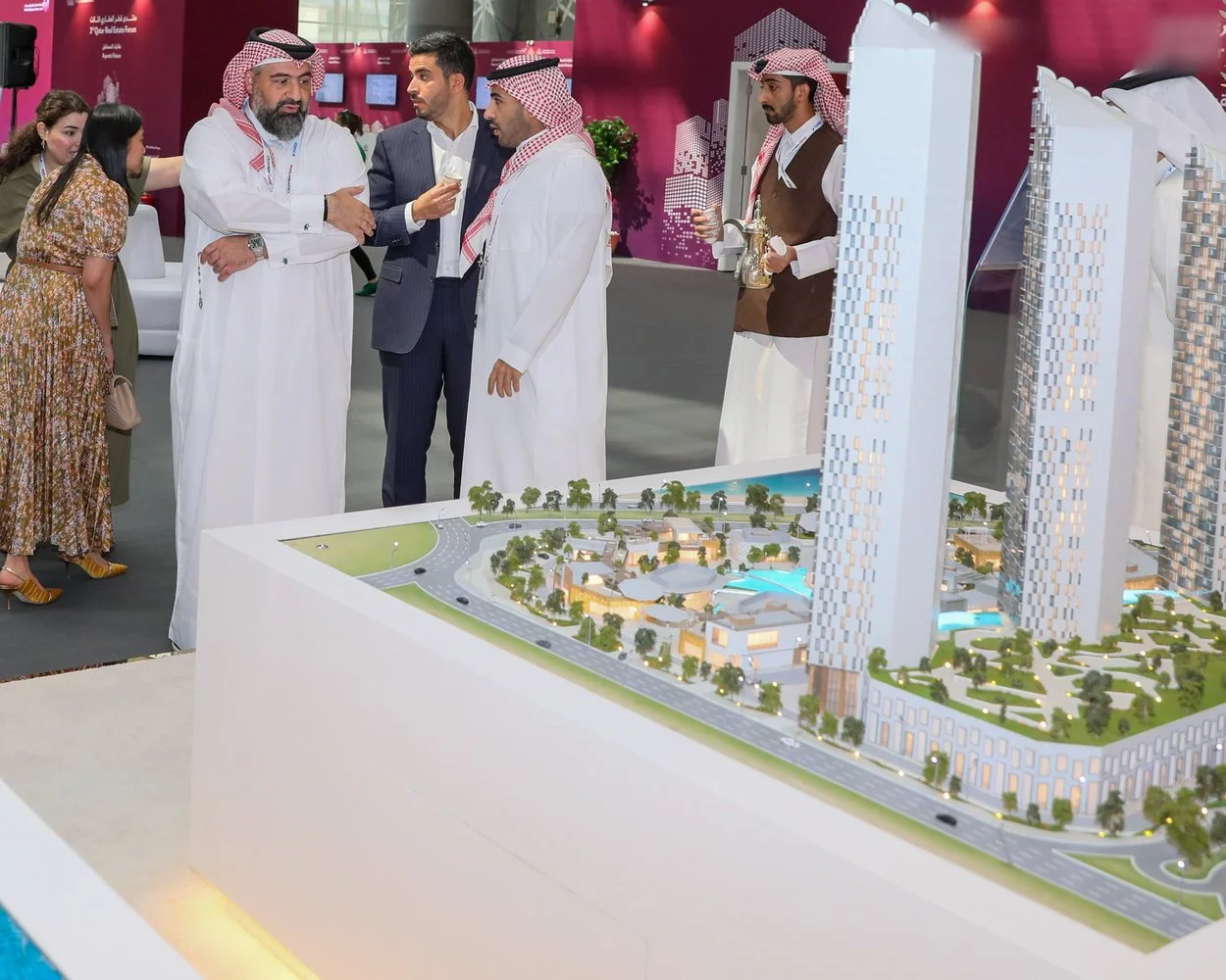 المطورون الذين يرسمون أفق الدولة: حوار حول ثقة المستثمرين