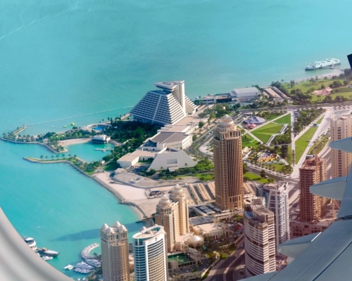 العائد الأخضر: معايير الاستدامة والجدوى الاستثمارية للعقارات في قطر