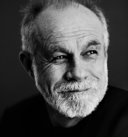 Prof. Carlos Moreno