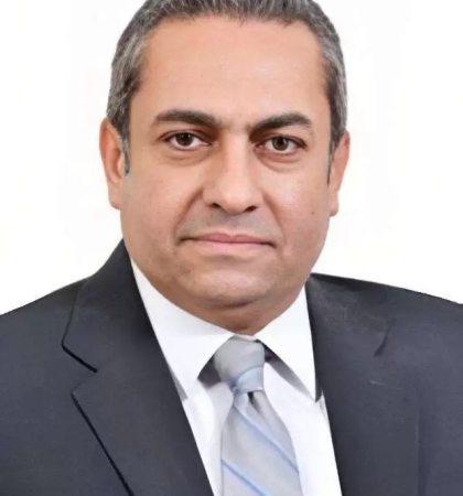 السيد/ خالد محمود عباس